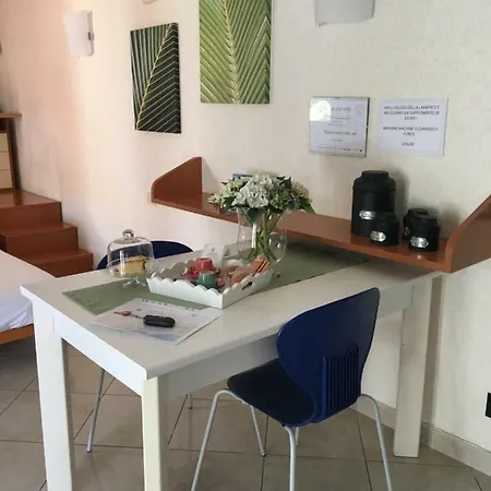 Degli Ulivi Apartment *